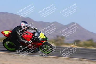 media/Dec-09-2023-SoCal Trackdays (Sat) [[76a8ac2686]]/Turn 3 Inside (1015am)/